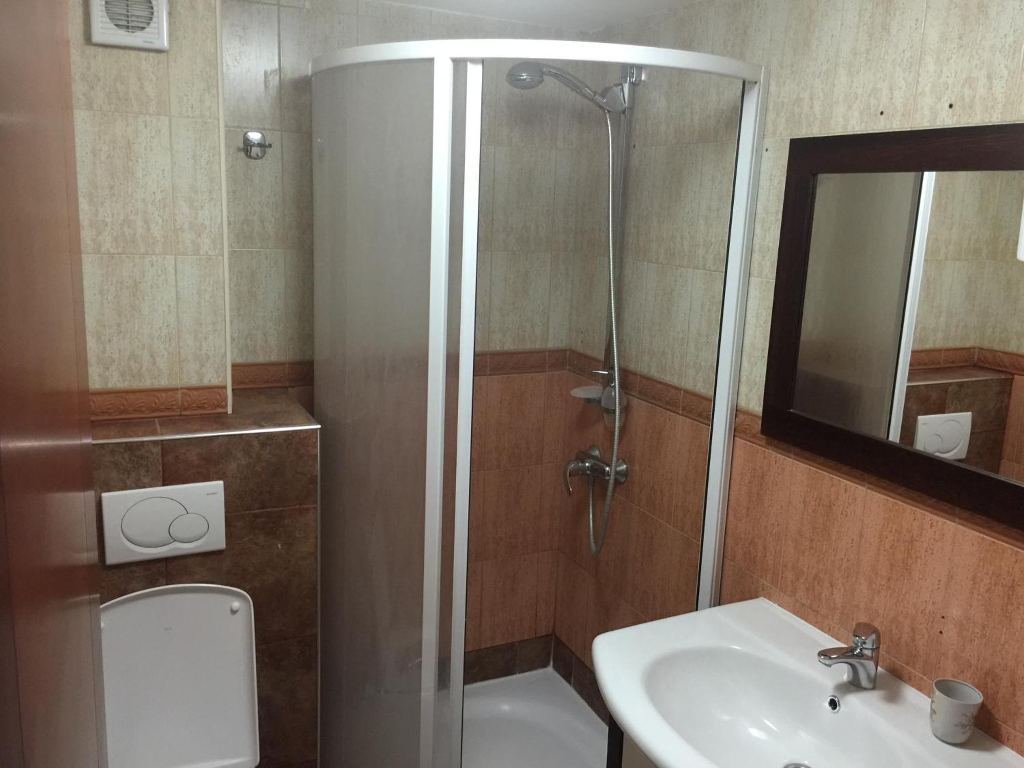 Villa Sara Guesthouse Свети Стефан Стая снимка